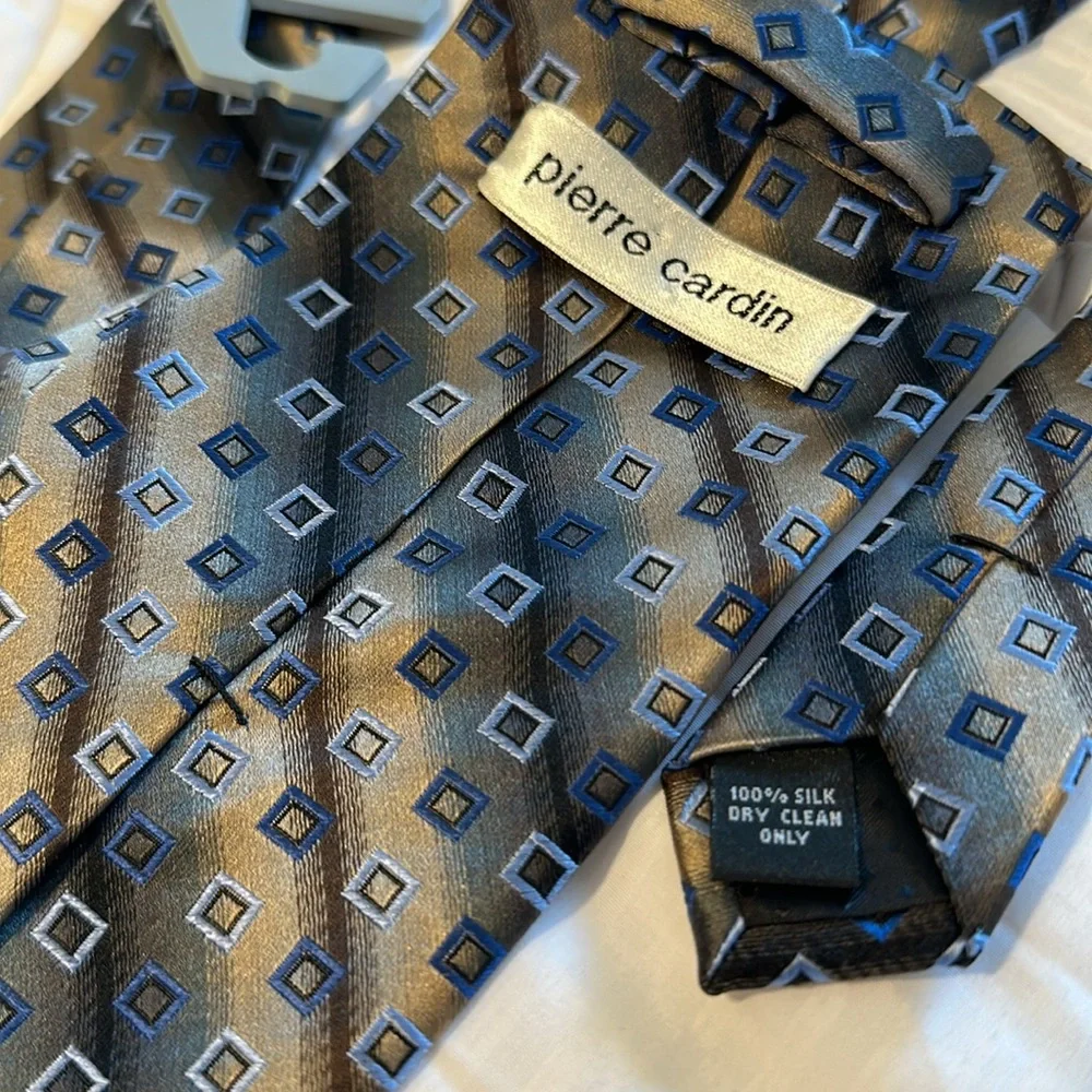 Pierre Cardin 100% Silk Tie